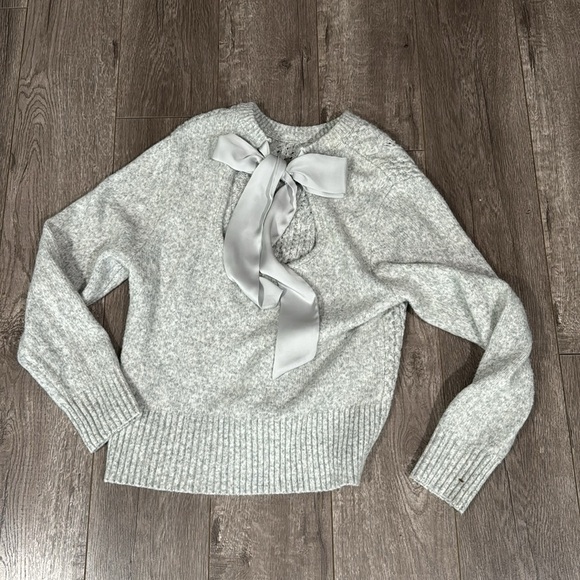 Express Cable Knit Satin Tie Back Sweater M - Picture 2 of 6